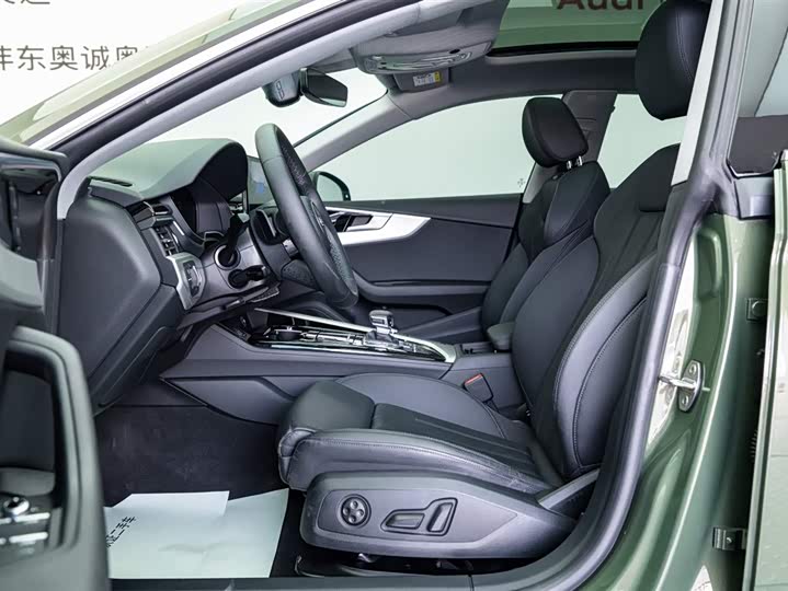 Audi A5 2023 Sportback 40 TFSI — фото 11