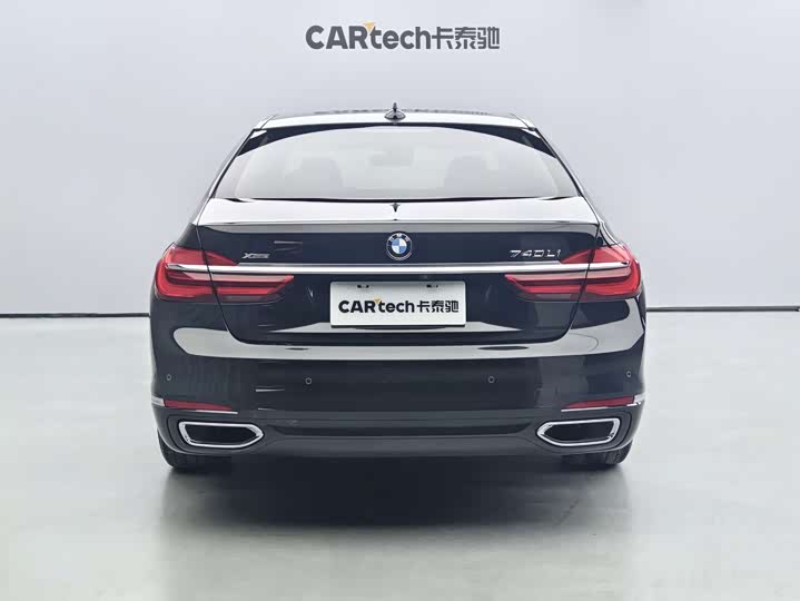 BMW 7-Series 2016 740 Li Leading — фото 4