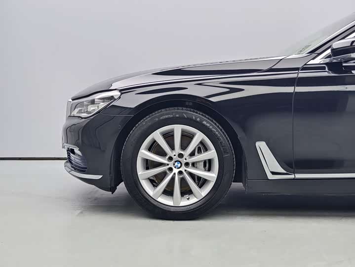 BMW 7-Series 2016 740 Li Leading — фото 7