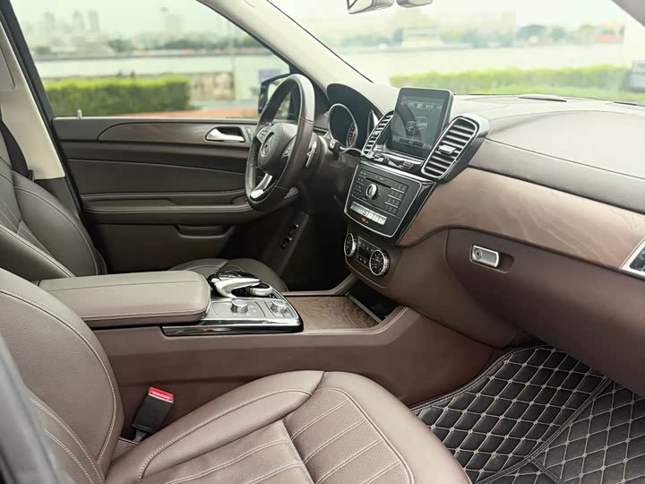 Mercedes-Benz GLS 2016 GLS 400 4 MATIC — фото 25