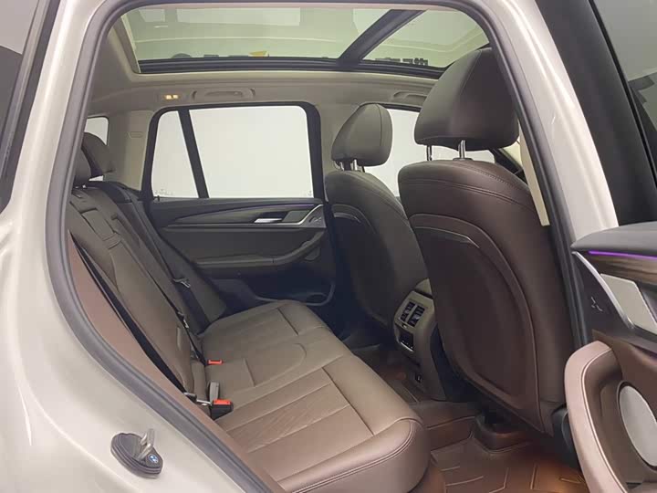 BMW X3 2023 x Drive 30i Leading M — фото 24