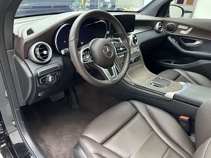 Mercedes-Benz GLC 2022 GLC 300 L 4 MATIC — фото 12