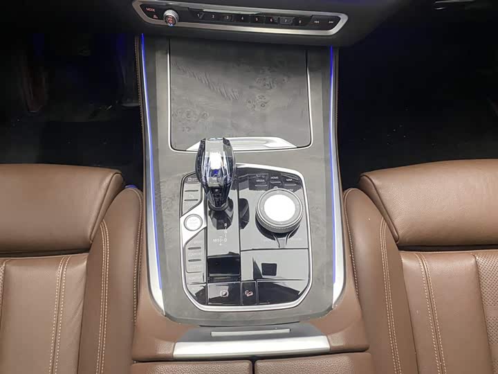 BMW X5 2019 x Drive 40i M — фото 20