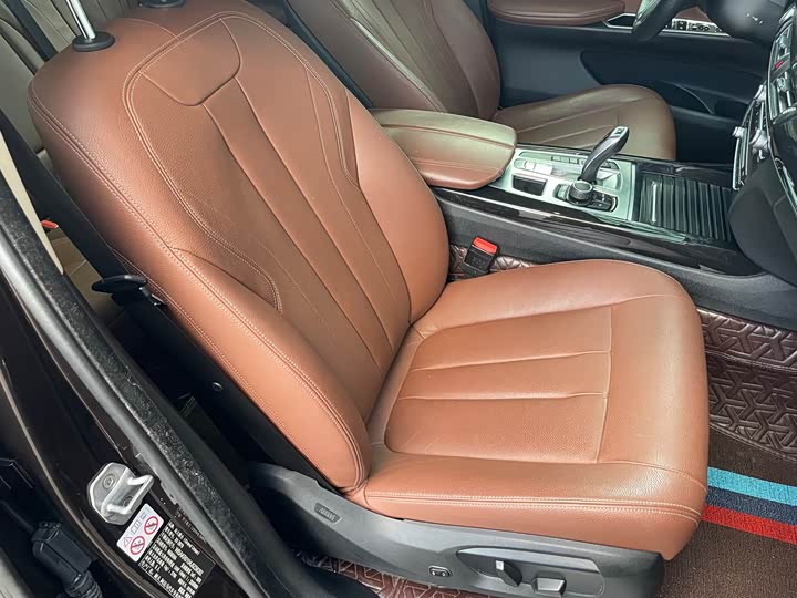 BMW X5 2018 x Drive 35i — фото 16