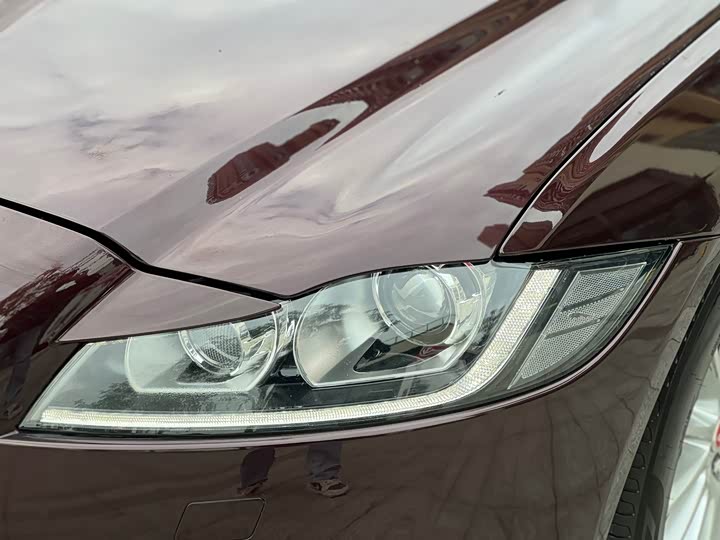 Jaguar XFL 2018 XFL 2.0 T 200 PS — фото 8