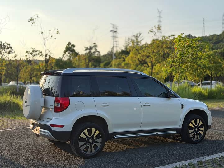 Skoda Yeti — фото 15