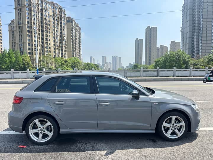 Audi A3 2019 Sportback 35 TFSI Sport V — фото 4