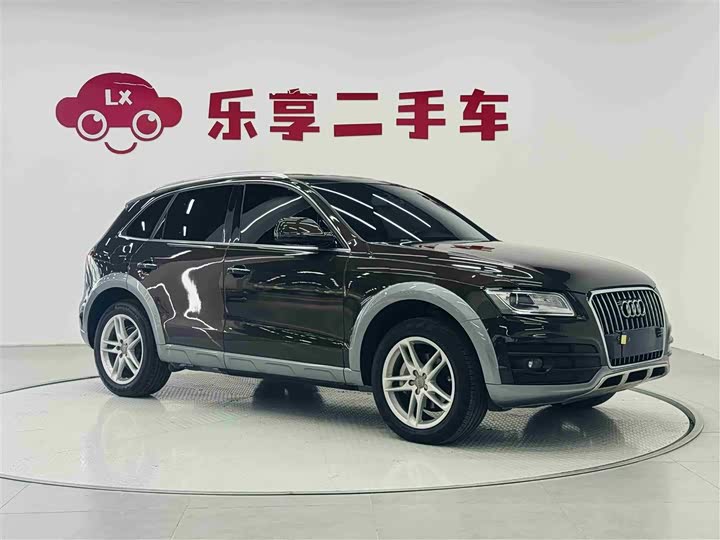 Audi Q5 2017 Plus 40 TFSI — фото 7