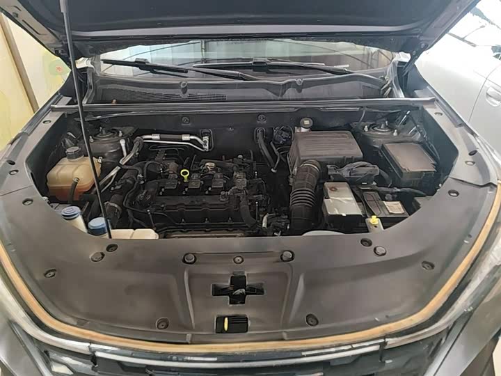 Changan CS75 PLUS 2022 1.5 T AT — фото 20