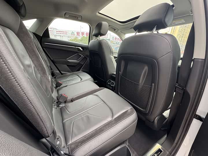 Audi Q3 Sportback 2020 40 TFSI — фото 19