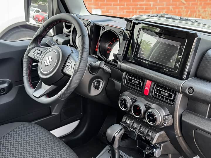 Suzuki — фото 5
