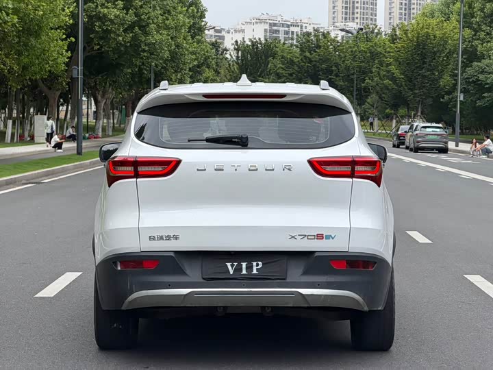 Jetour X 70 S EV 2019 — фото 11