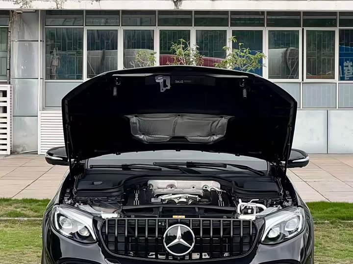 Mercedes-Benz GLC 2018 AMG GLC 63 4 MATIC+ SUV — фото 8