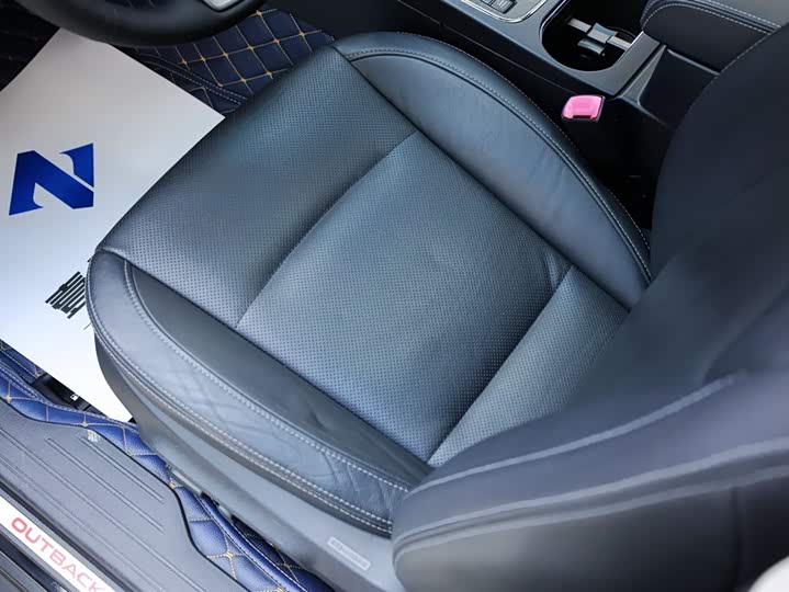 Subaru Outback — фото 28