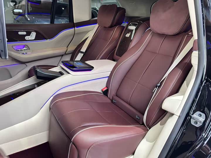 Maybach GLS 2022 GLS 600 4 MATIC — фото 29