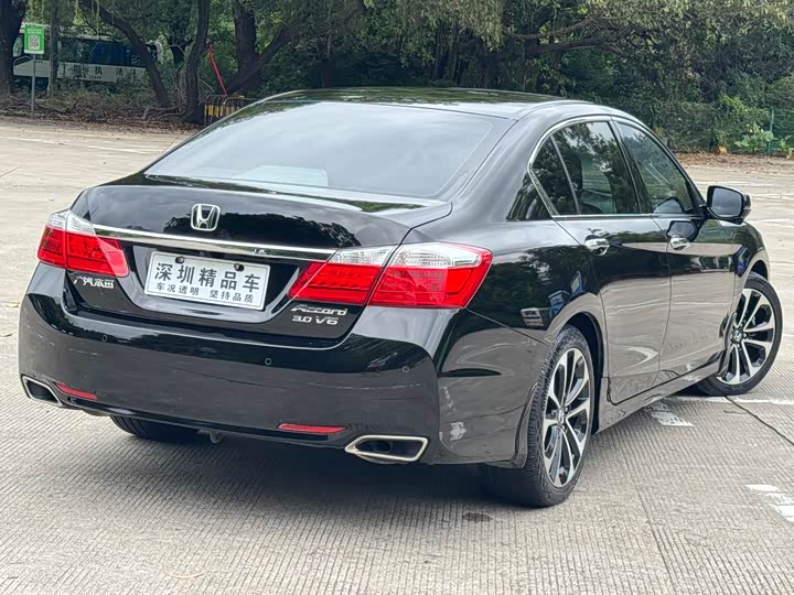 Honda Accord — фото 5