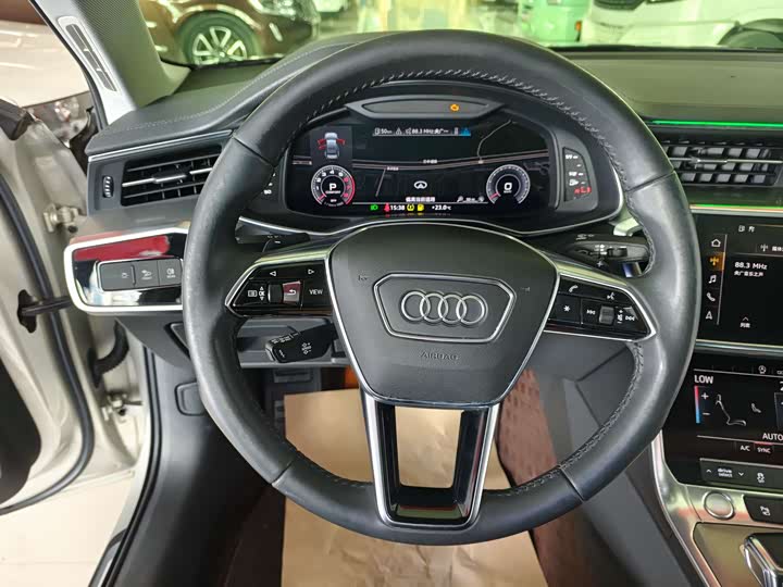 Audi A6L 2019 40 TFSI — фото 9
