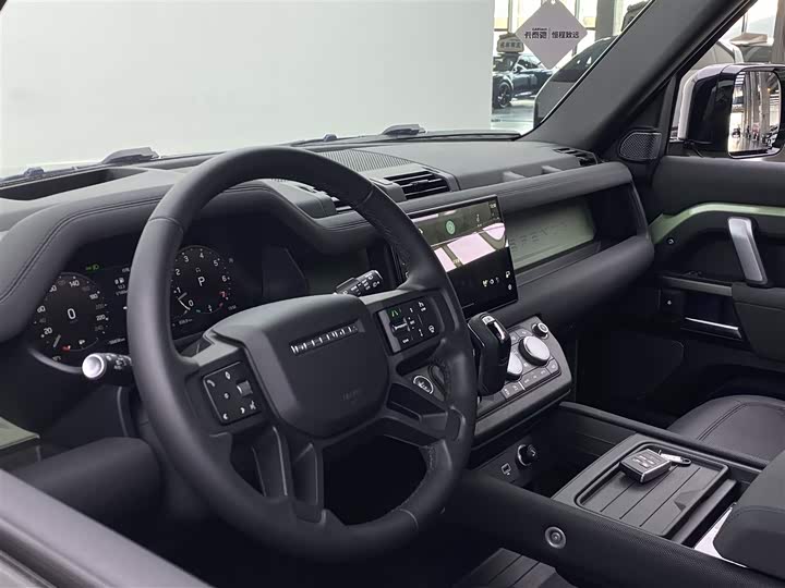 Land Rover Defender — фото 32