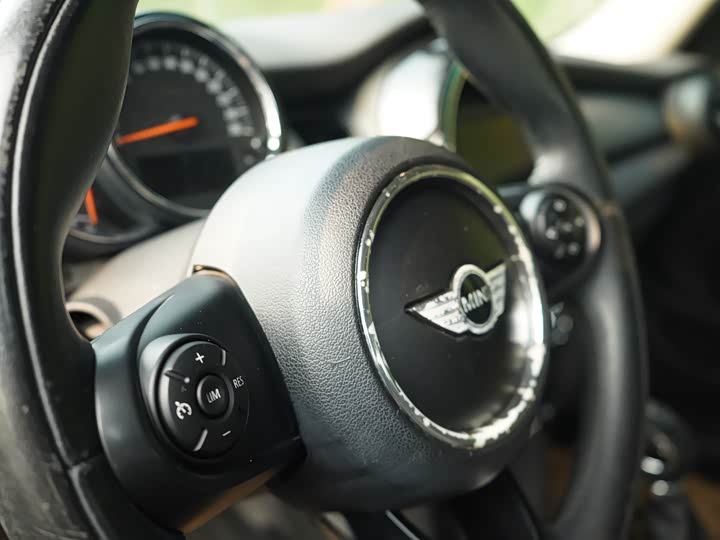 MINI Hatch — фото 12