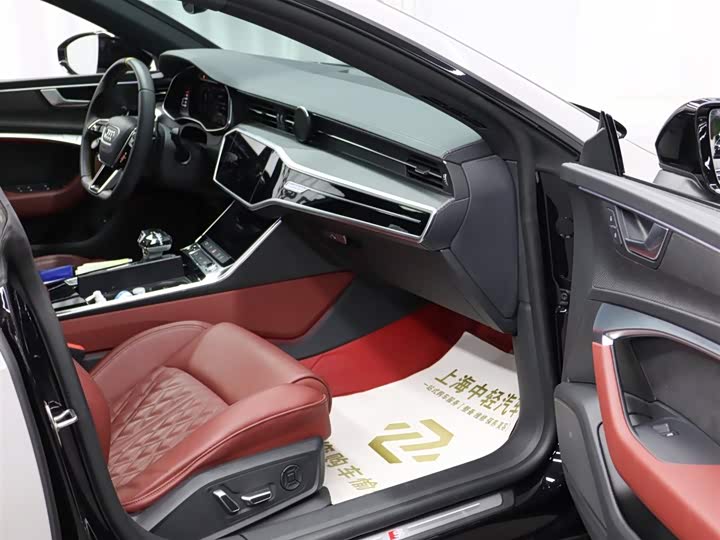 Audi A7L 2023 45 TFSI quattro S-line — фото 18
