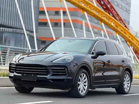 Porsche Cayenne 2018 Cayenne 3.0 T — фото 11