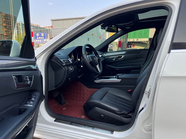 Mercedes-Benz E-Class E 260 L спорт — фото 9