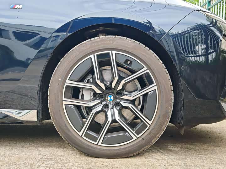 BMW 7 Series 735Li M спортпакет — фото 7