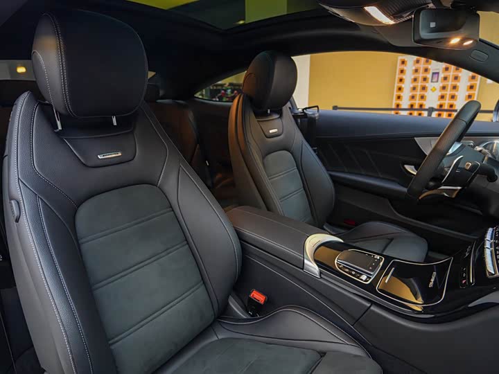 Mercedes-Benz C-Class 2021 AMG C 63 — фото 18