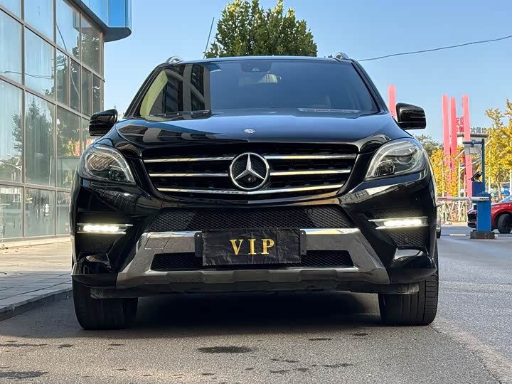 Mercedes-Benz M-Class 2015 ML 400 4 MATIC — фото 2