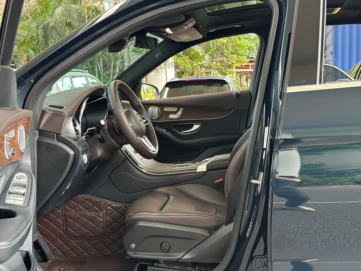Mercedes-Benz GLC 2021 GLC 300 L 4 MATIC — фото 5