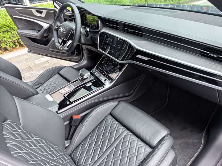 Audi A7 2024 55 TFSI quattro — фото 31