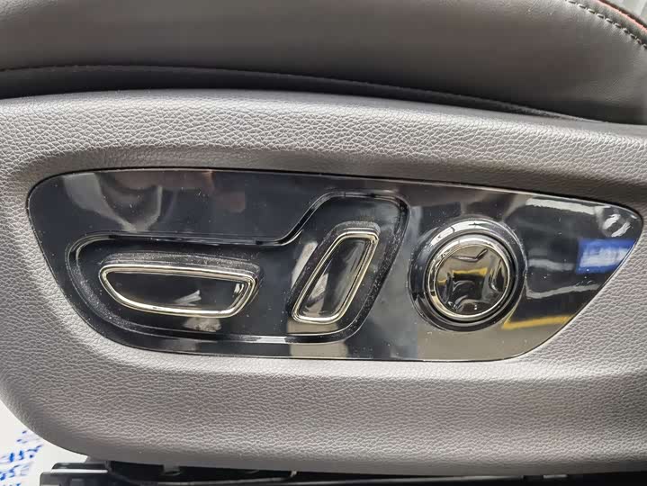 Trumpchi M8 2025 Hybrid — фото 16