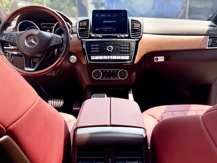 Mercedes-Benz GLS 2018 GLS 320 4 MATIC — фото 30