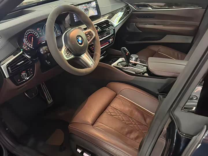 BMW 6-Series 2018 640i x Drive M — фото 7