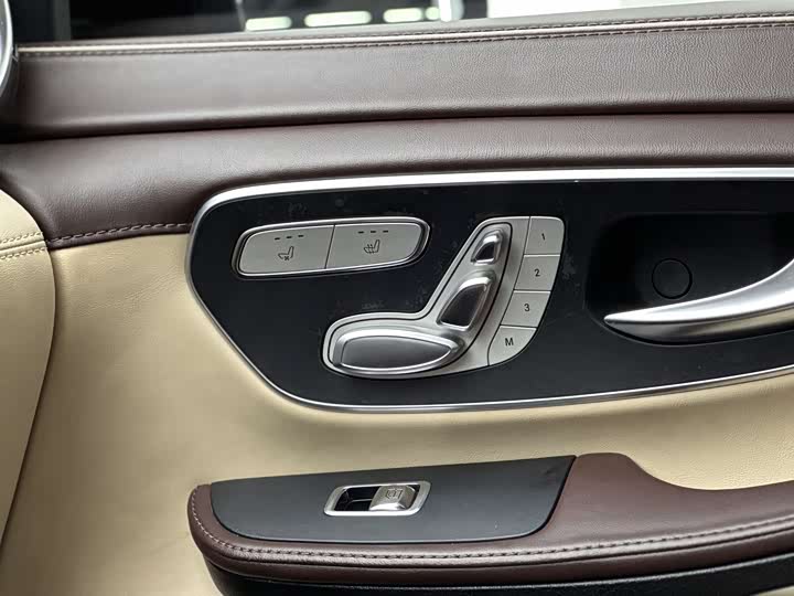 Mercedes-Benz V-Class 2018 V 260 L V — фото 10
