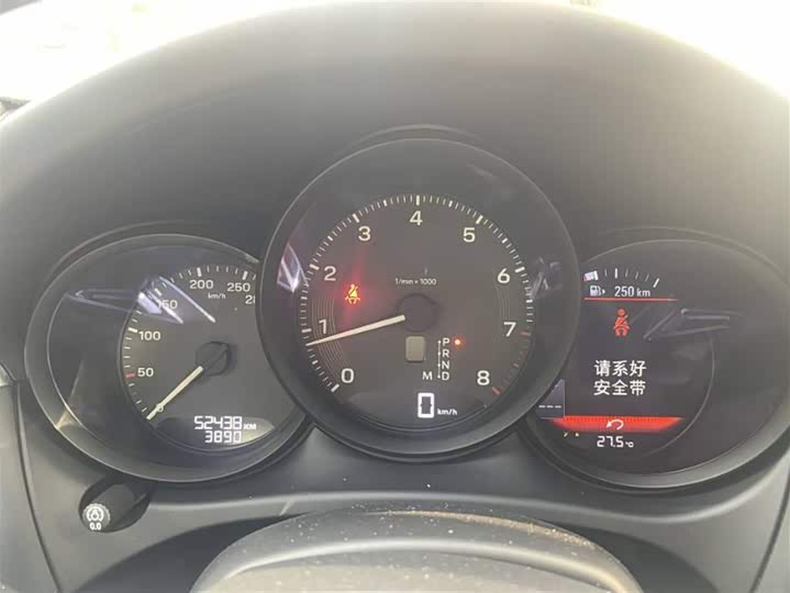 Porsche Macan 2022 Macan 2.0 T — фото 2