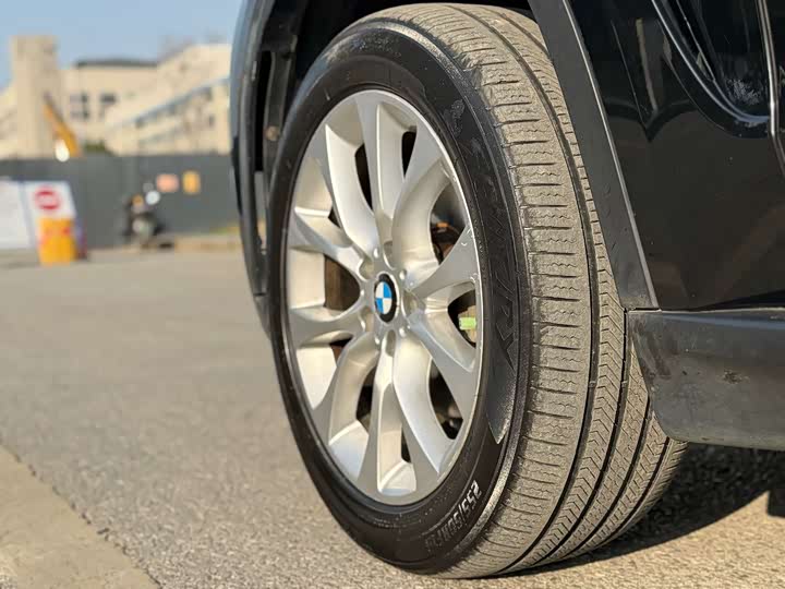 BMW X5 2015 x Drive 35i — фото 8