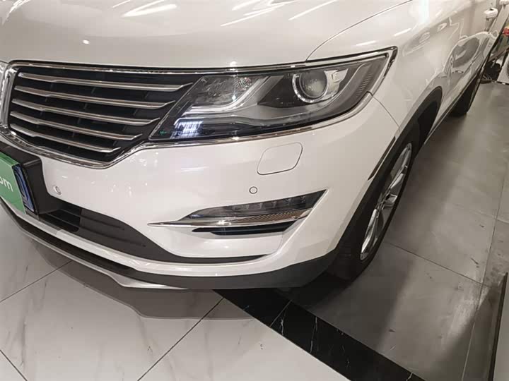 Lincoln MKC 2018 2.0 T 4 WD — фото 24