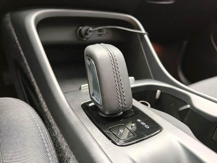 Volvo XC40 2021 T 3 — фото 12