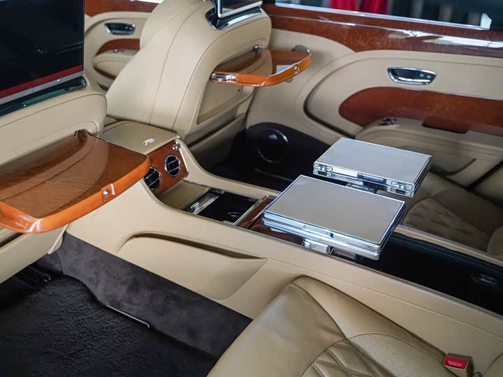 Bentley — фото 10