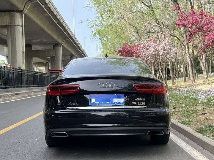 Audi A6L 45 TFSI quattro спорт — фото 4