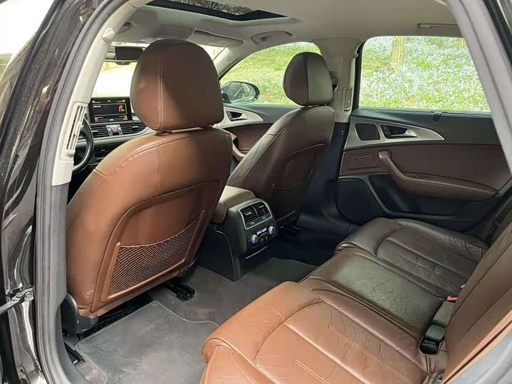 Audi A6L 45 TFSI quattro спорт — фото 12