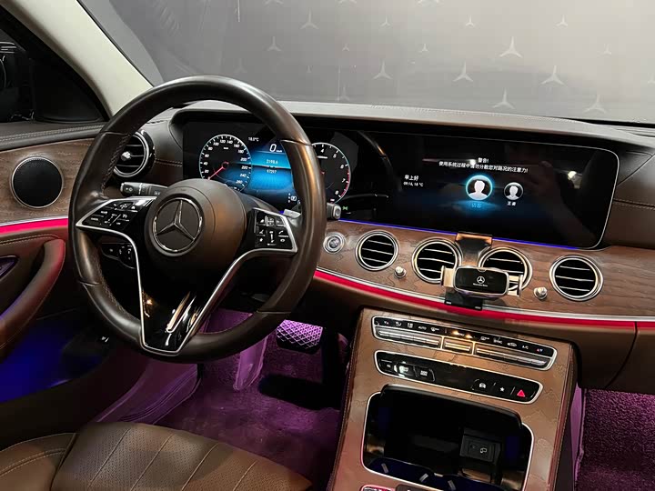 Mercedes-Benz E-Class 2022 E 260 L — фото 19