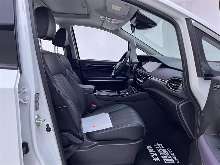 Trumpchi M6 2025 MAX 270 T WDCT — фото 19