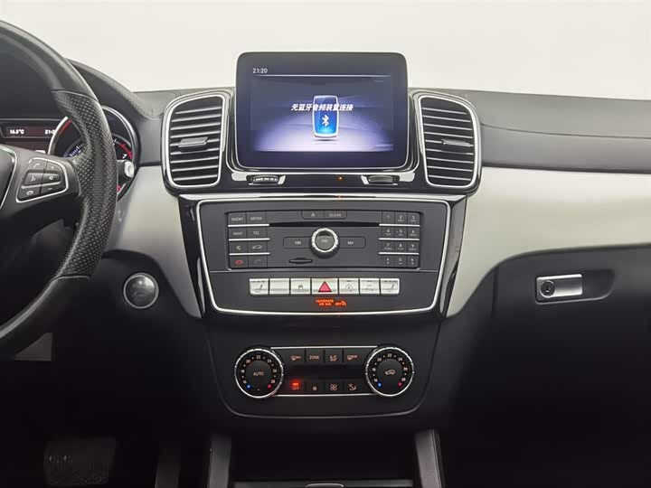 Mercedes-Benz GLE 2018 GLE 320 4 MATIC SUV — фото 12