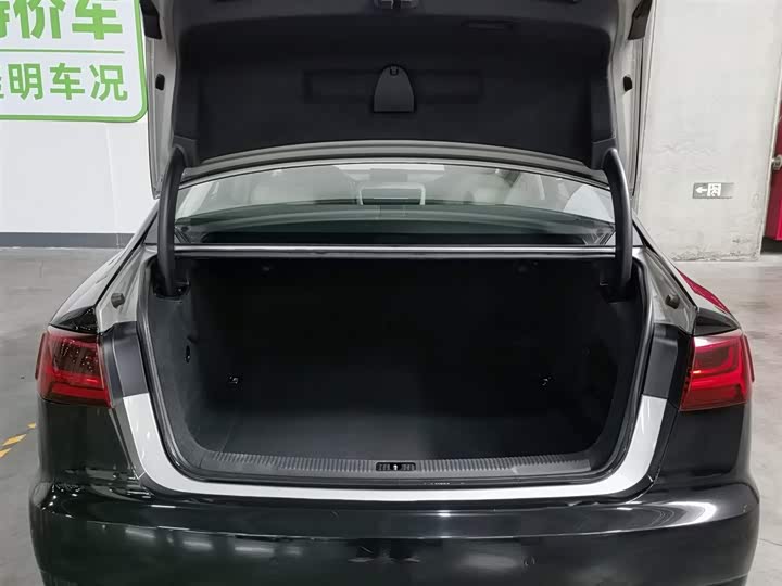 Audi A6L 2016 TFSI — фото 16