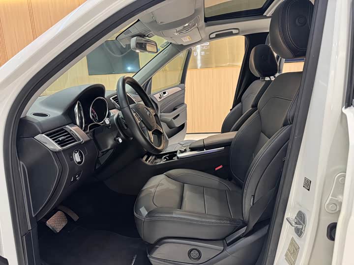 Mercedes-Benz M-Class 2014 ML 320 4 MATIC — фото 12