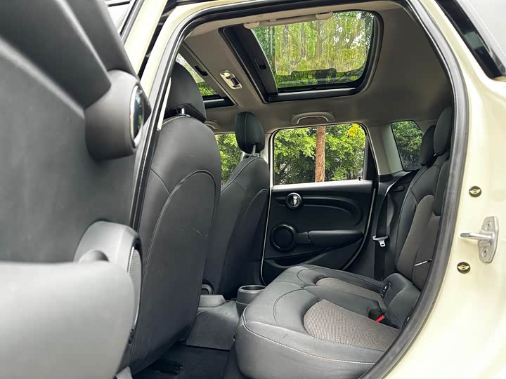MINI Hatch — фото 10