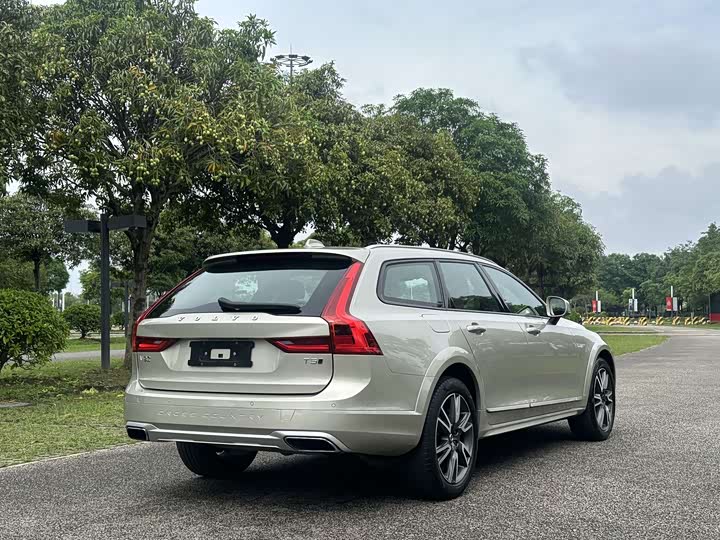 Volvo V90 2019 Cross Country T 5 AWD VI — фото 22