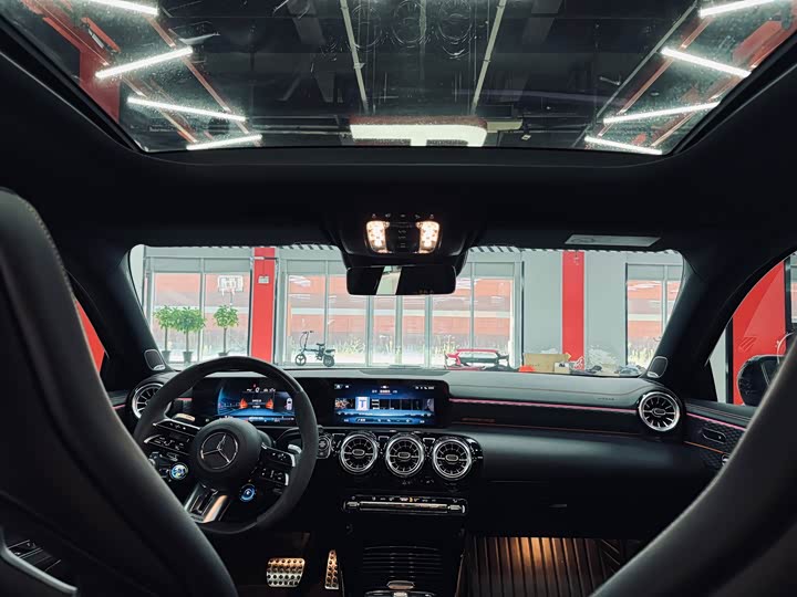 Mercedes-Benz A-Class 2024 AMG A 45 S 4 MATIC+ — фото 34